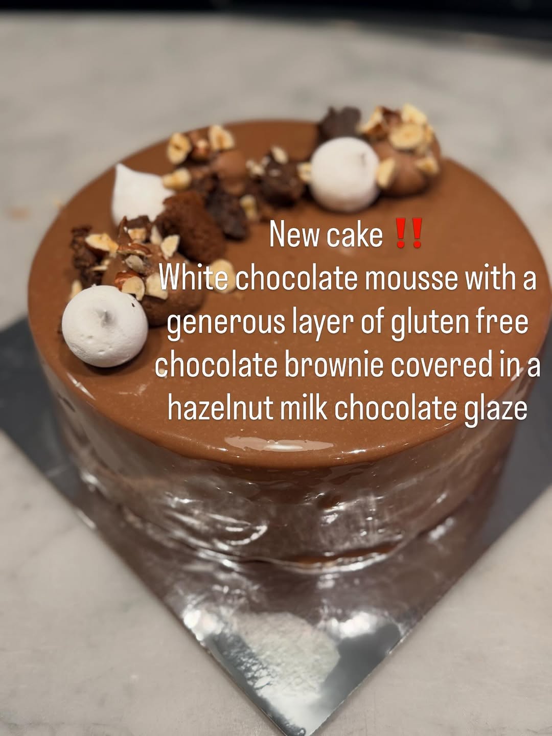 Entremet dessert cakes