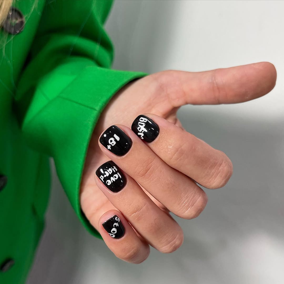 Eyebrow shape and tint