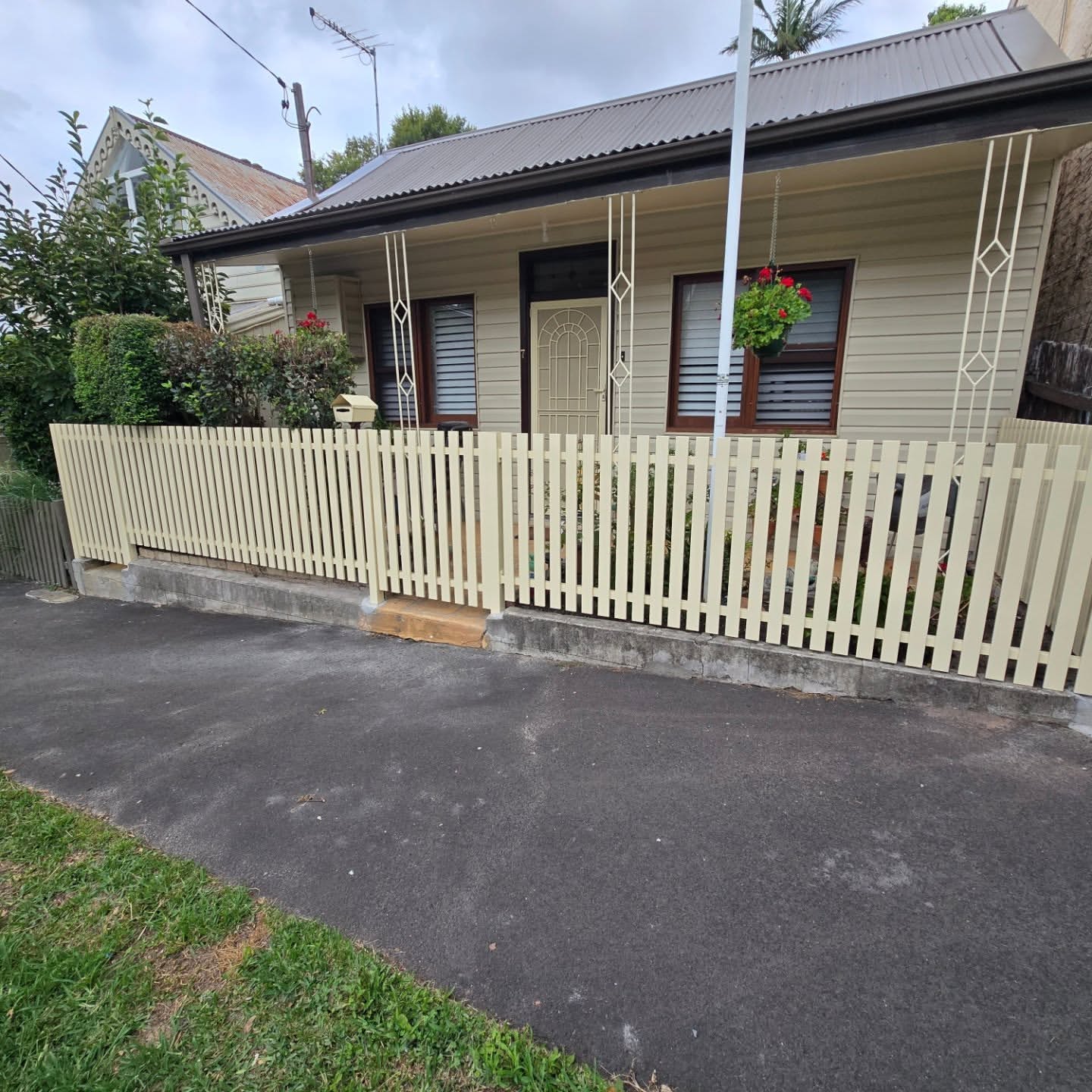 Fence Repairs & Maintenance