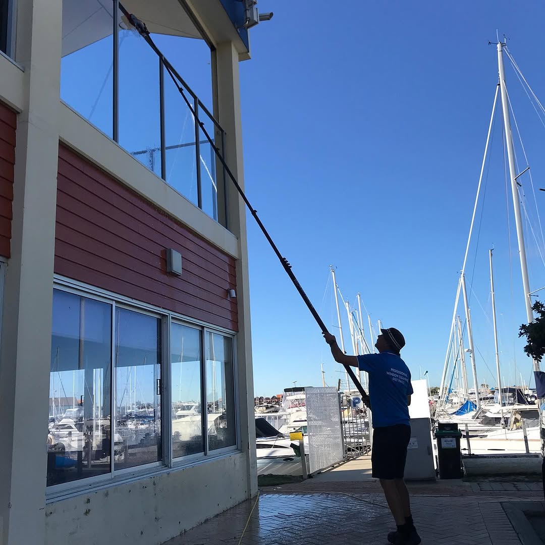 Glass Door and Sliding Door Cleaning